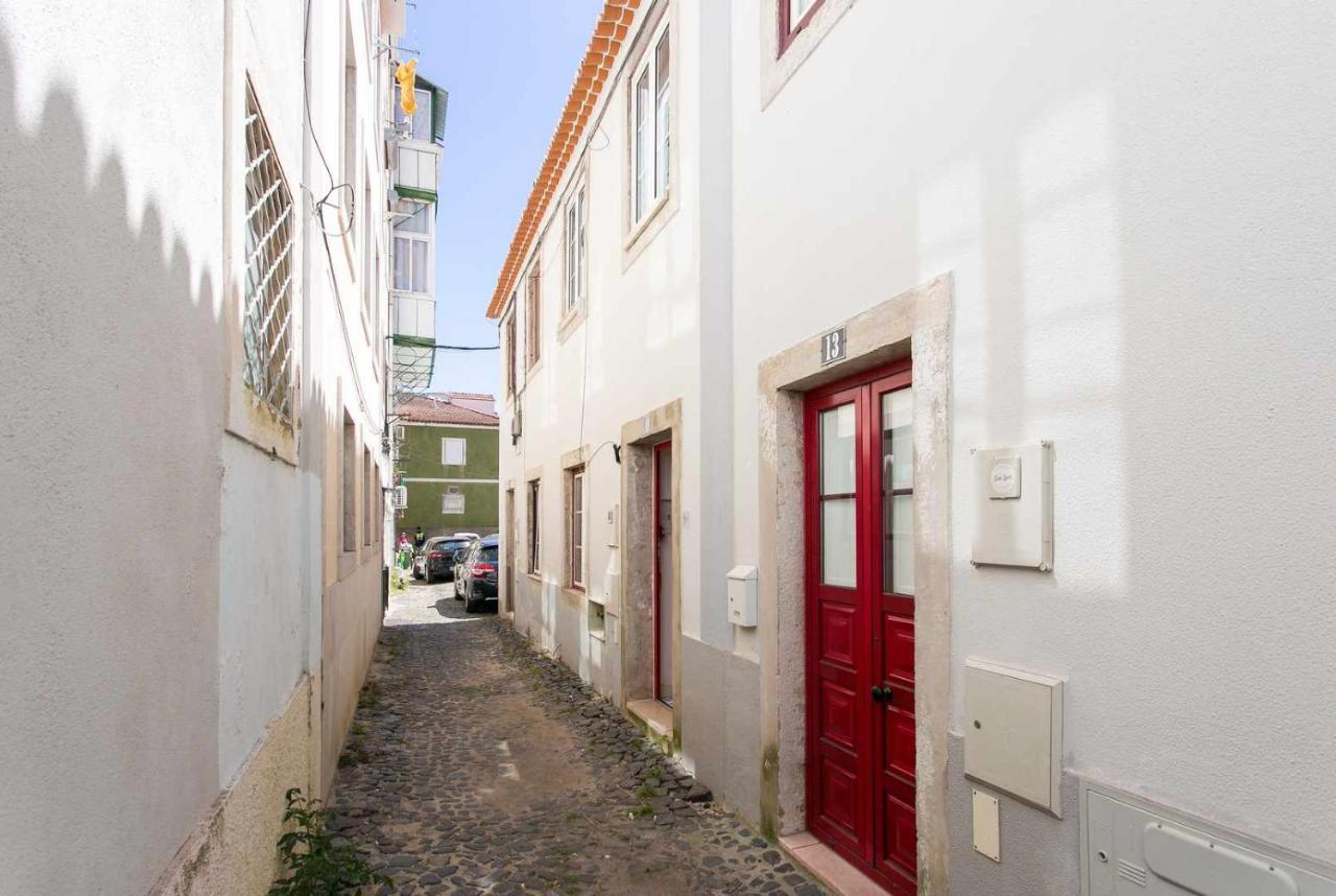 Trendy Lisbon Home With Terrace Lx Factory Экстерьер фото